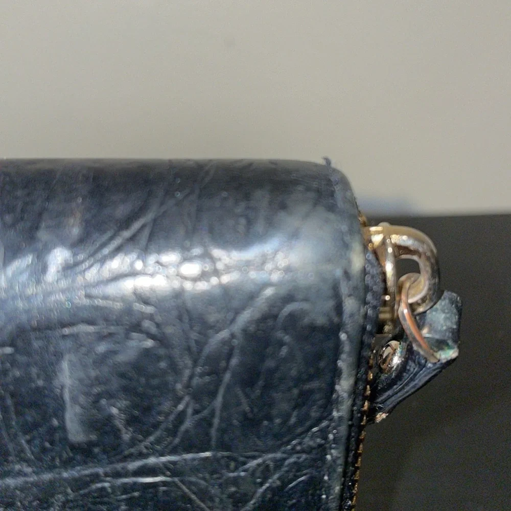 Kate Spade Black Embossed Croc‎ Leather Wallet.